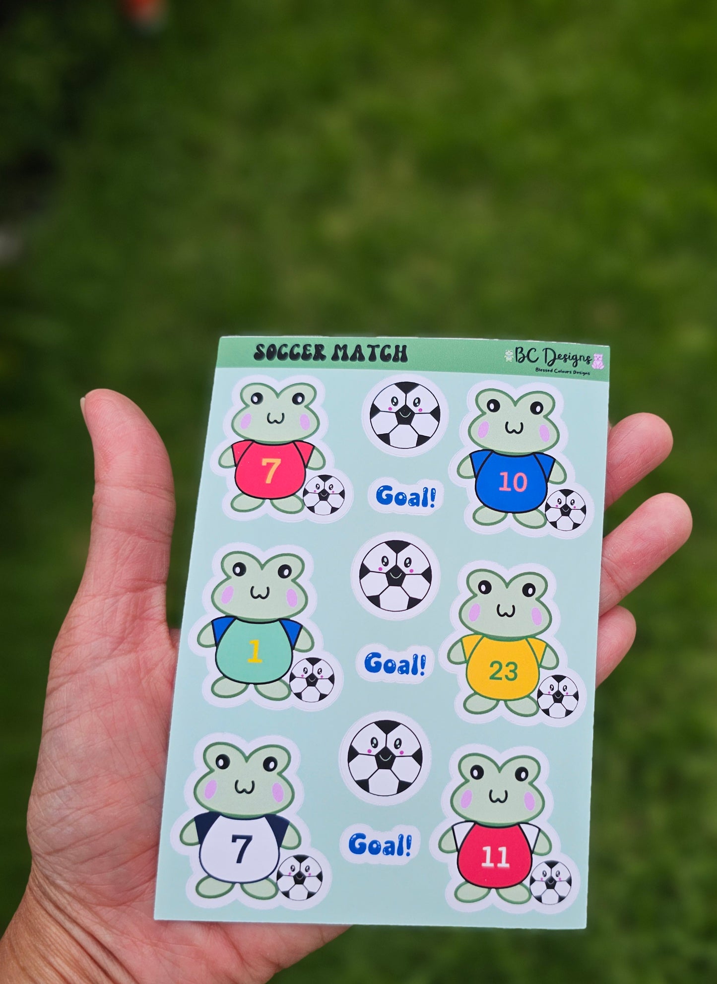 Froggo Frogz soccer match (Matte Sticker)